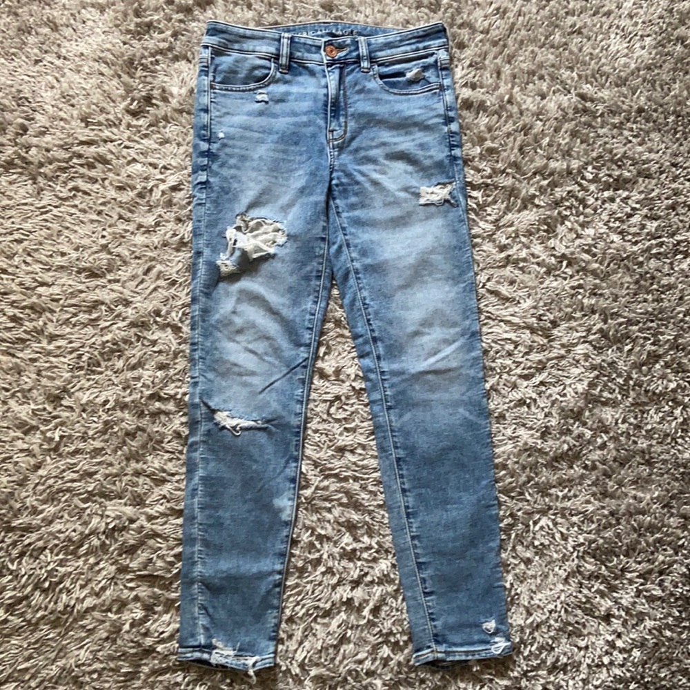 American Eagle women’s jeans